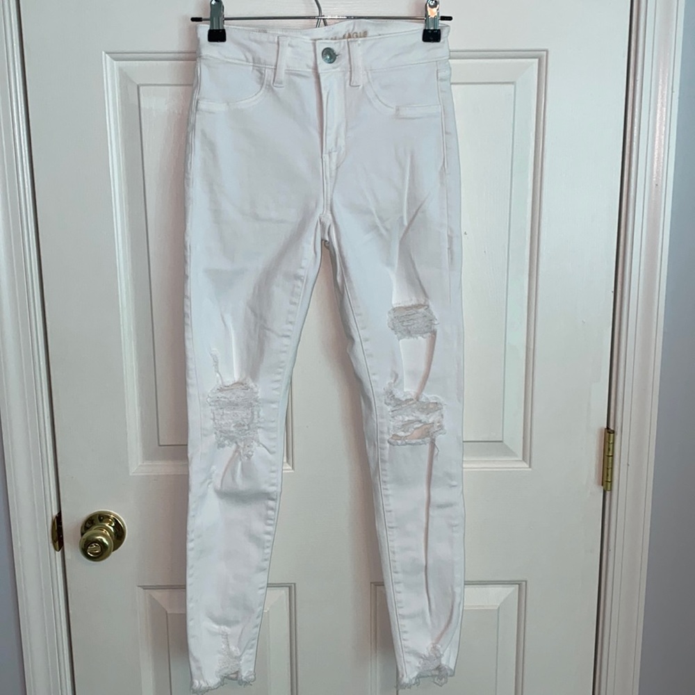 American Eagle white high rise jeggings!